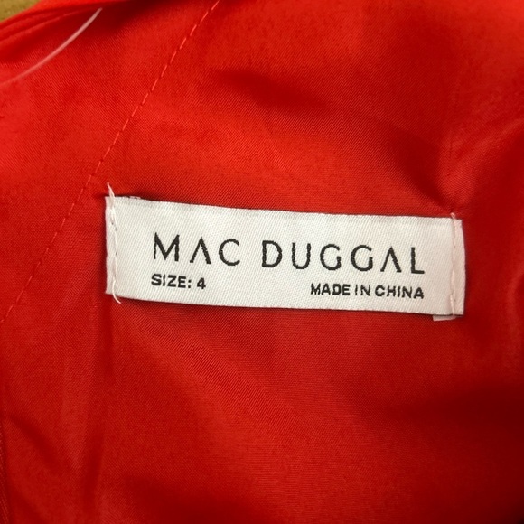 Mac Duggal Red Ruffle Asymmetric Ruched
Sheath Dress Size Wedding Flattering - Picture 9 of 12